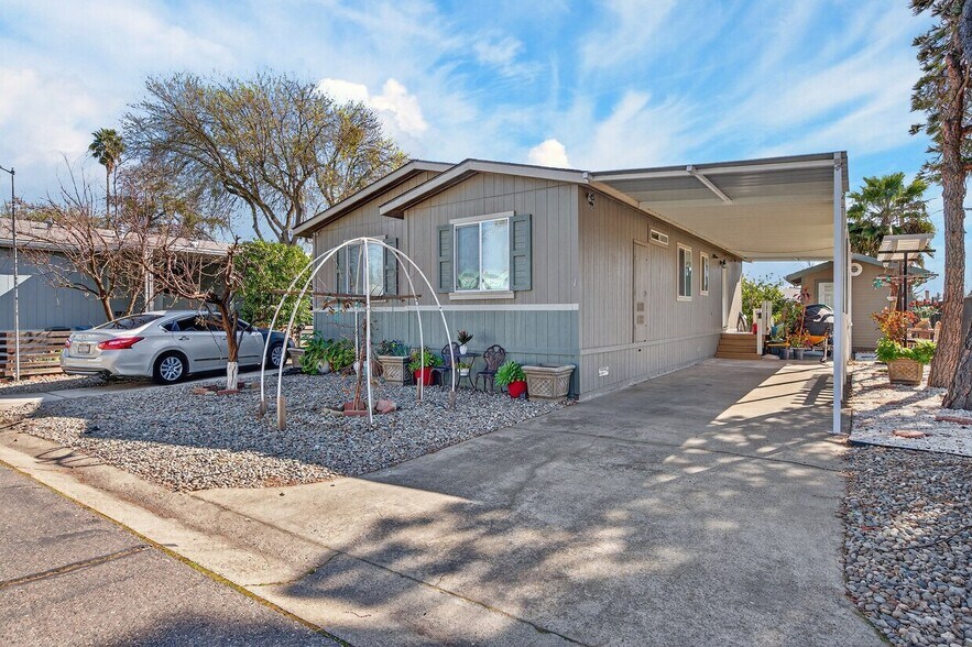 6105 Alpine Way, Marysville, CA à vendre - Photo du bâtiment - Image 3 de 17