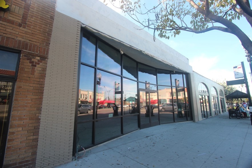 5365 Long Beach Blvd, Long Beach, CA à vendre - Photo du bâtiment - Image 3 de 14