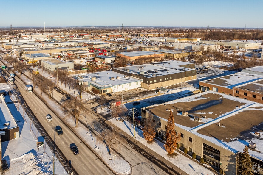 10551 Boul Ray-Lawson, Montréal, QC for lease - Aerial - Image 2 of 4