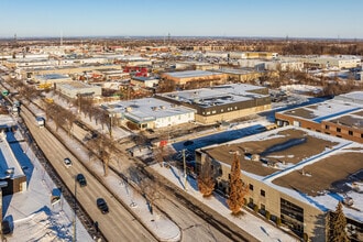 10551 Boul Ray-Lawson, Montréal, QC - AÉRIEN Vue de la carte