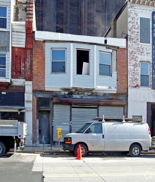 44 Warburton Ave, Yonkers, NY à louer - Photo principale - Image 2 de 8