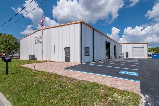 Plus de détails pour 2401 Destiny Way, Odessa, FL - Industriel à louer