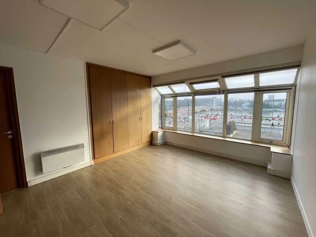 3 Place Commandant Jean L'Herminier, Nantes à louer Photo intérieure- Image 1 de 8