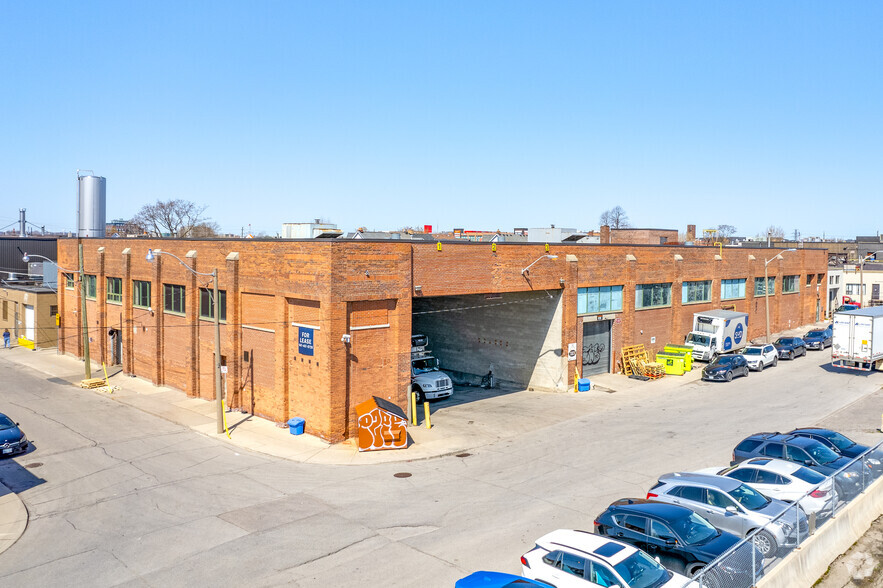 88-142 Cawthra Ave, Toronto, ON for lease - Building Photo - Image 1 of 12