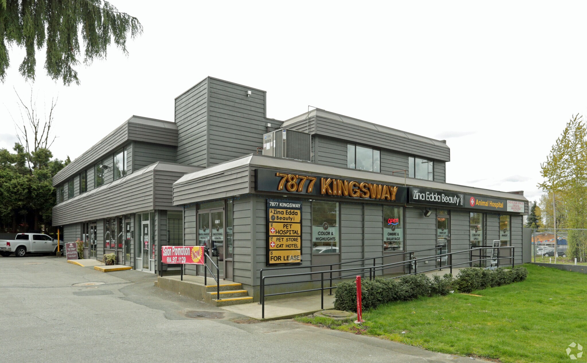 7877 Kingsway Ave, Burnaby, BC à vendre Photo principale- Image 1 de 1