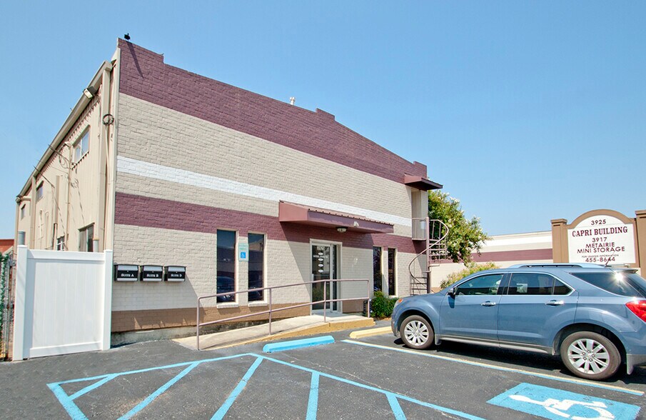 3925 Ford St, Metairie, LA à louer - Photo du bâtiment - Image 2 de 2