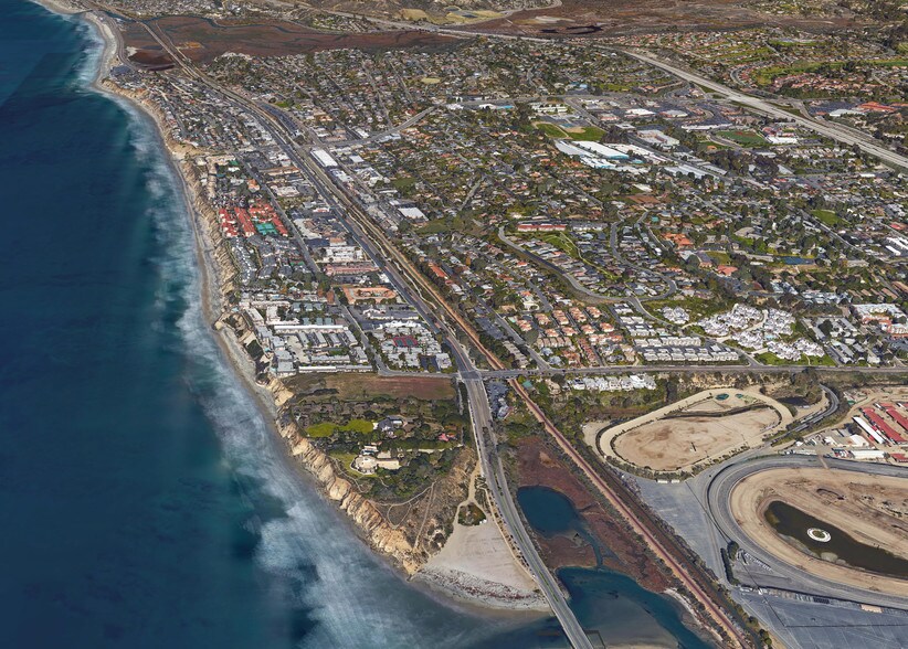 435-439 S Cedros Ave, Solana Beach, CA à louer - Photo du bâtiment - Image 3 de 16