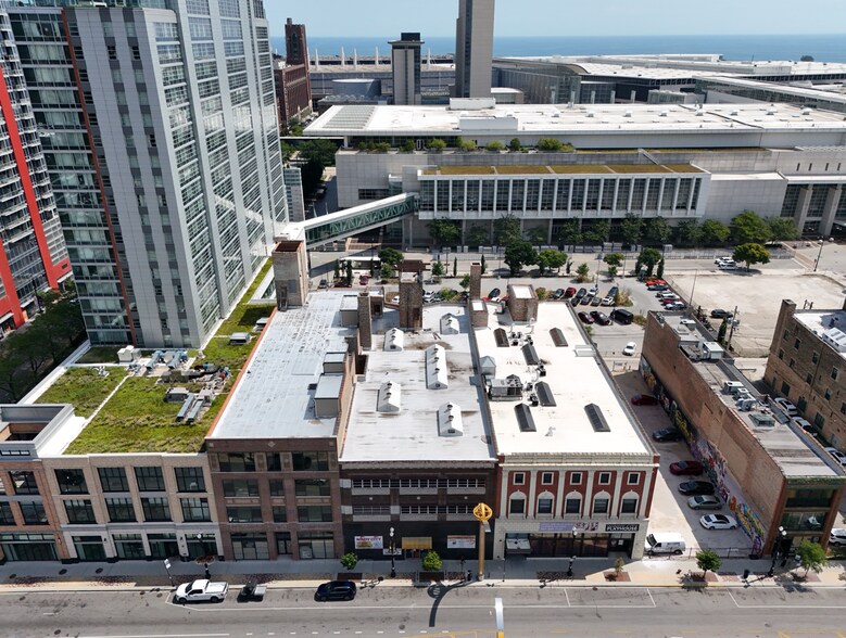 2221 S Michigan Ave, Chicago, IL à vendre - Photo du bâtiment - Image 3 de 13