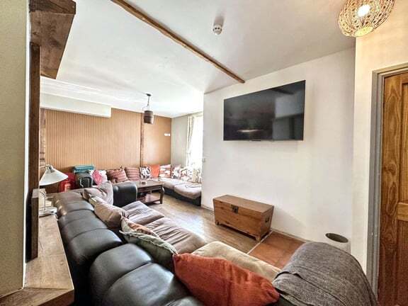 Market Place, Hexham for sale - Interior Photo - Image 2 of 36