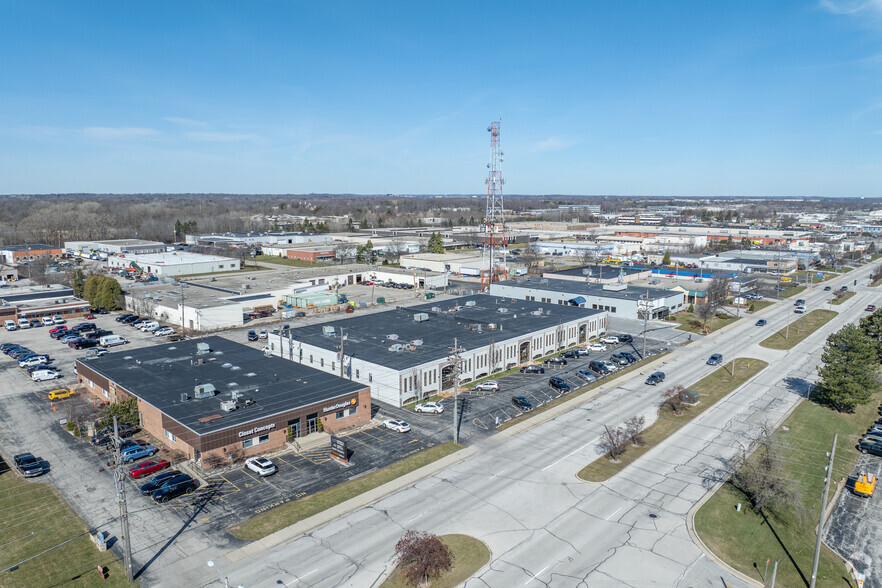 3505-3535 N 124th St, Brookfield, WI for lease - Aerial - Image 2 of 5