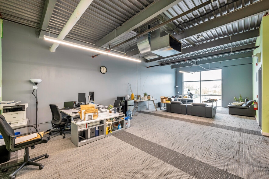 23288 Dyke Rd, Richmond, BC for lease - Building Photo - Image 3 of 10