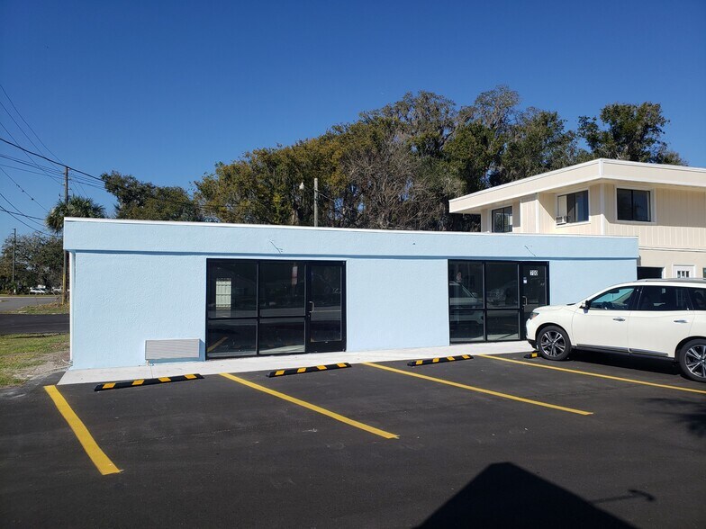700 N Main St, Kissimmee, FL à louer - Photo du bâtiment - Image 2 de 5