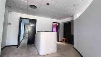 Plus de détails pour Commerce de détail à louer