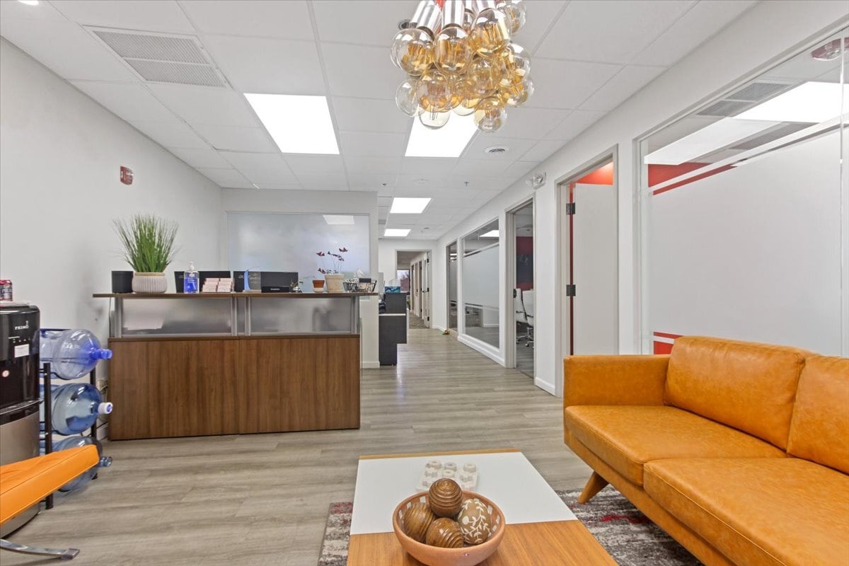 100 Corporate Pl, Peabody, MA for lease Building Photo- Image 1 of 12