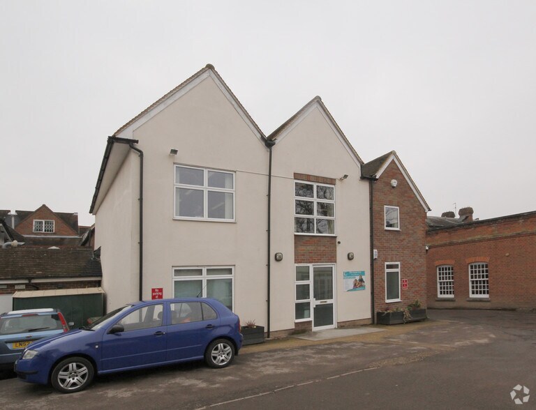 Portland Pl, Marlow à louer - Photo du bâtiment - Image 2 de 2