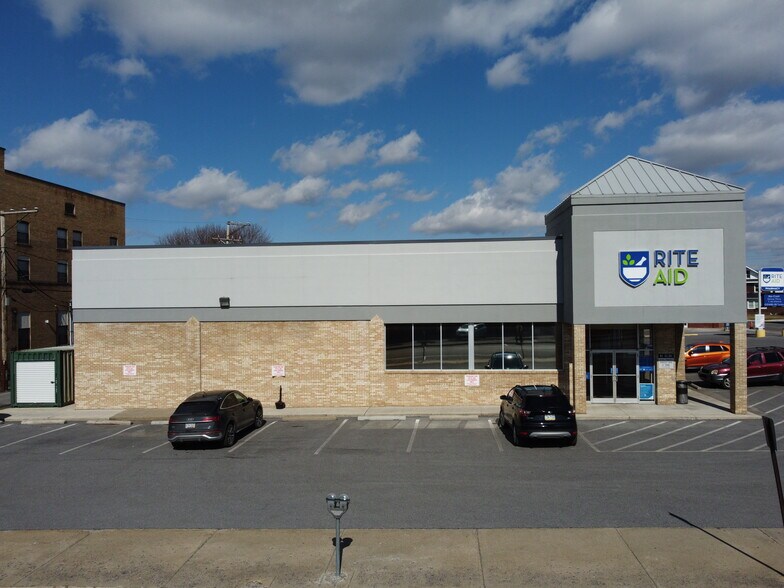 630 Main St, Portage, PA à louer - Photo du bâtiment - Image 2 de 3