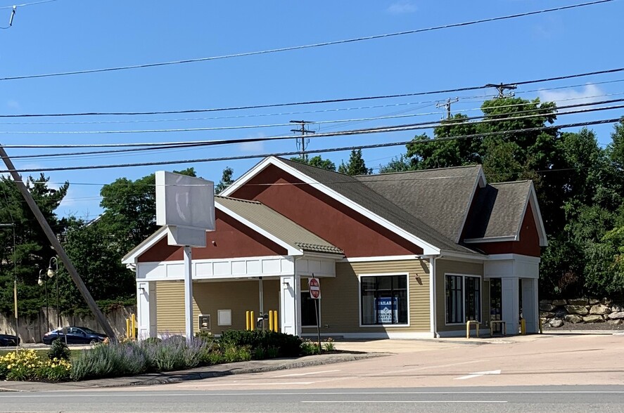 115 Daniel Webster Hwy, Nashua, NH for sale - Building Photo - Image 1 of 1