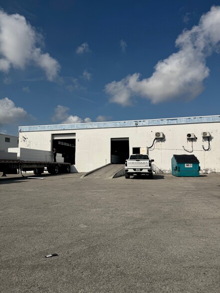 13145 NW 45th Ave, Opa Locka, FL for lease - Building Photo - Image 3 of 6