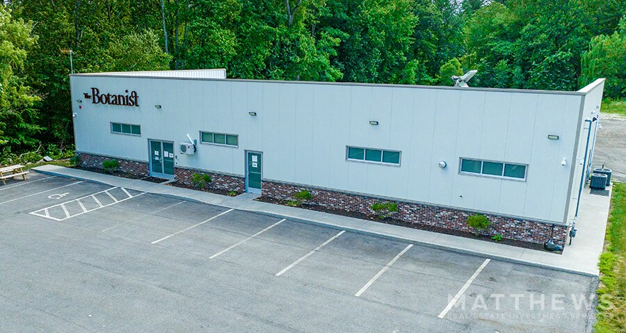 1775 Lock Dr, Leominster, MA à vendre - Photo du bâtiment - Image 2 de 7