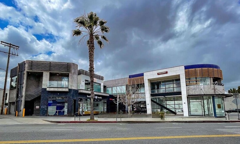 12080 Ventura Pl, Studio City, CA for lease - Primary Photo - Image 1 of 5