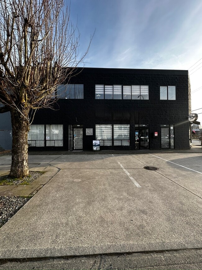 Plus de détails pour 8740 Beckwith Rd, Richmond, BC - Commerce de détail à louer