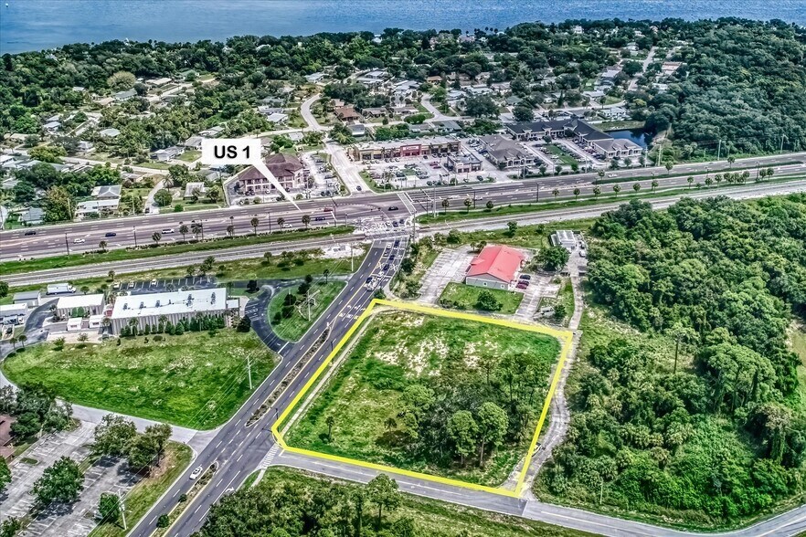 151 Eyster Blvd, Rockledge, FL à vendre - Photo du bâtiment - Image 1 de 15