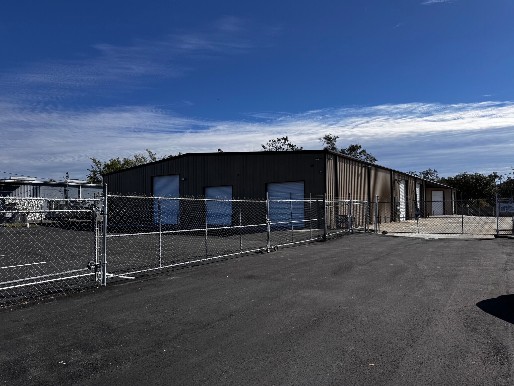 4169 Hillsborough Ave, Tampa, FL à louer Photo du bâtiment- Image 1 de 13