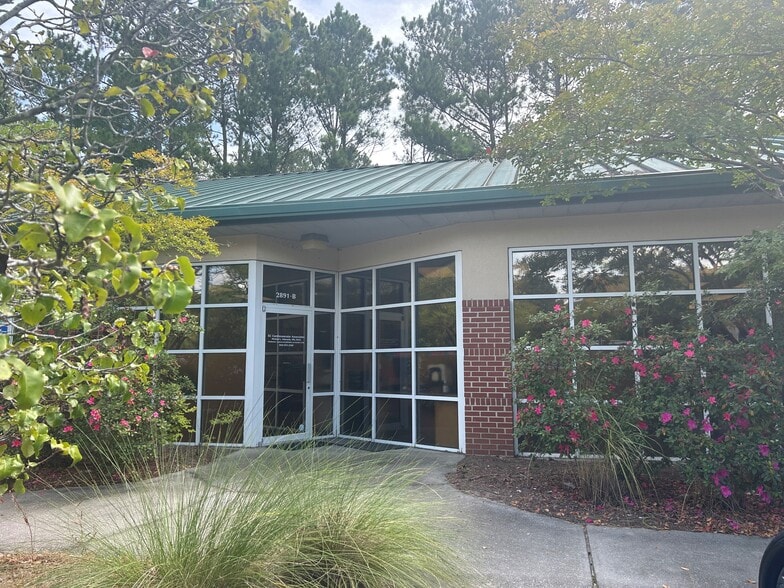2891 Tricom St, North Charleston, SC for lease - Building Photo - Image 1 of 10