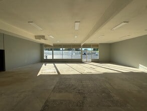 5662 Main Ave, Orangevale, CA for lease Interior Photo- Image 2 of 6