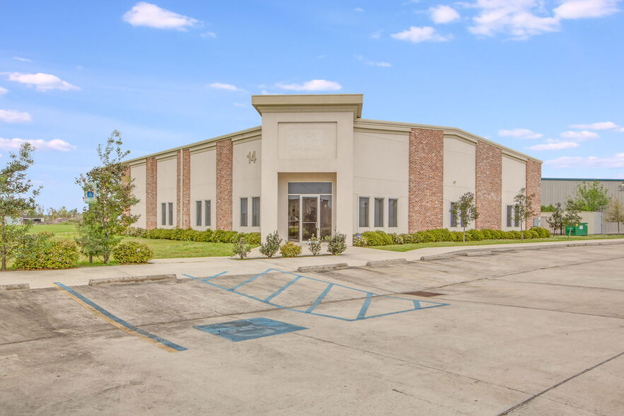 14 Veterans Memorial Blvd, Kenner, LA for sale - Building Photo - Image 1 of 1