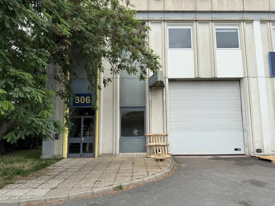 114 Avenue Louis Roche, Gennevilliers for lease Building Photo- Image 1 of 3