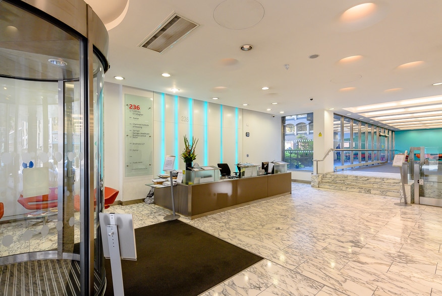 222-236 Grays Inn Rd, London for lease - Interior Photo - Image 2 of 20