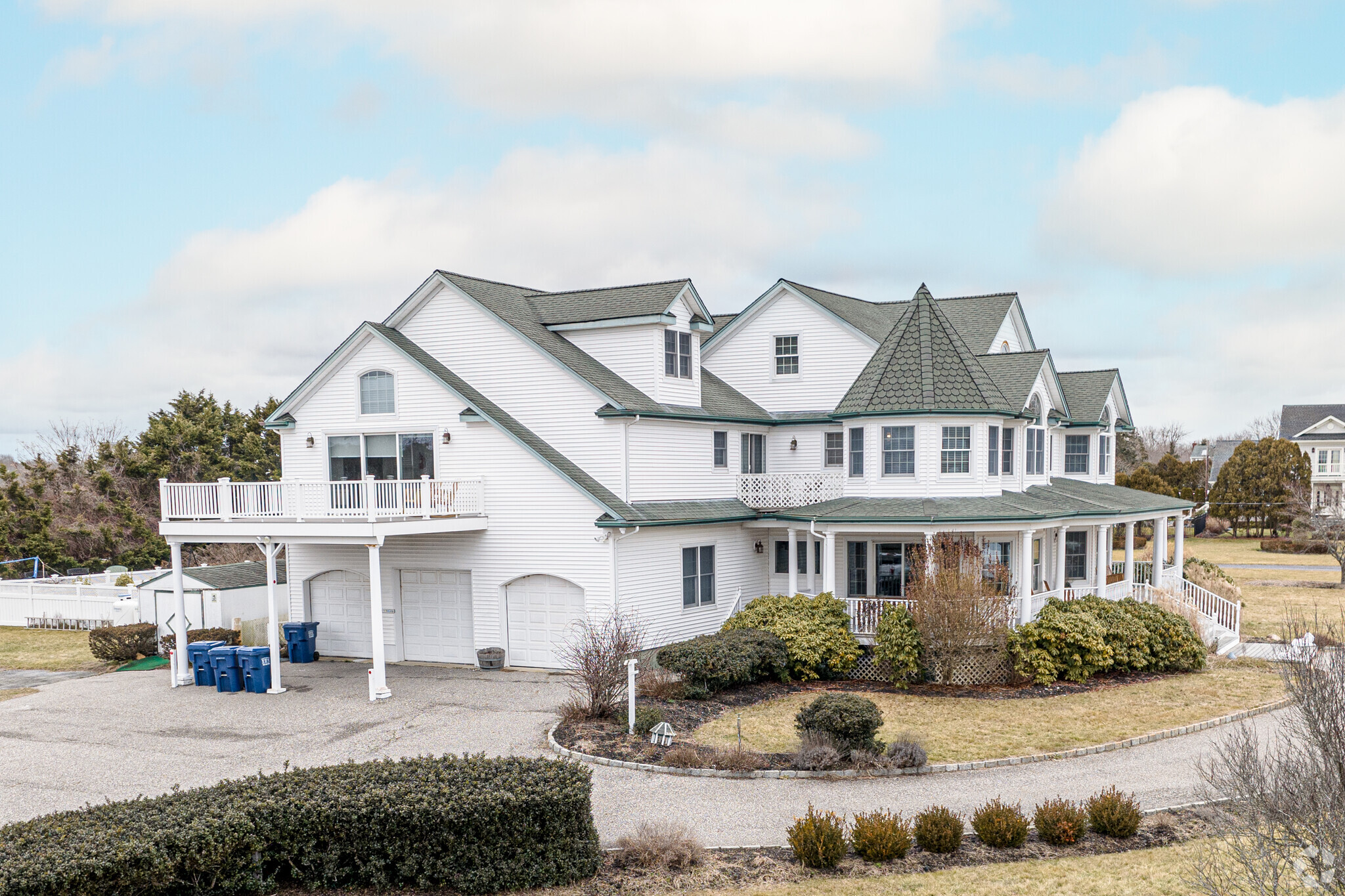 57 S Bay Ave, Eastport, NY à vendre Photo principale- Image 1 de 1