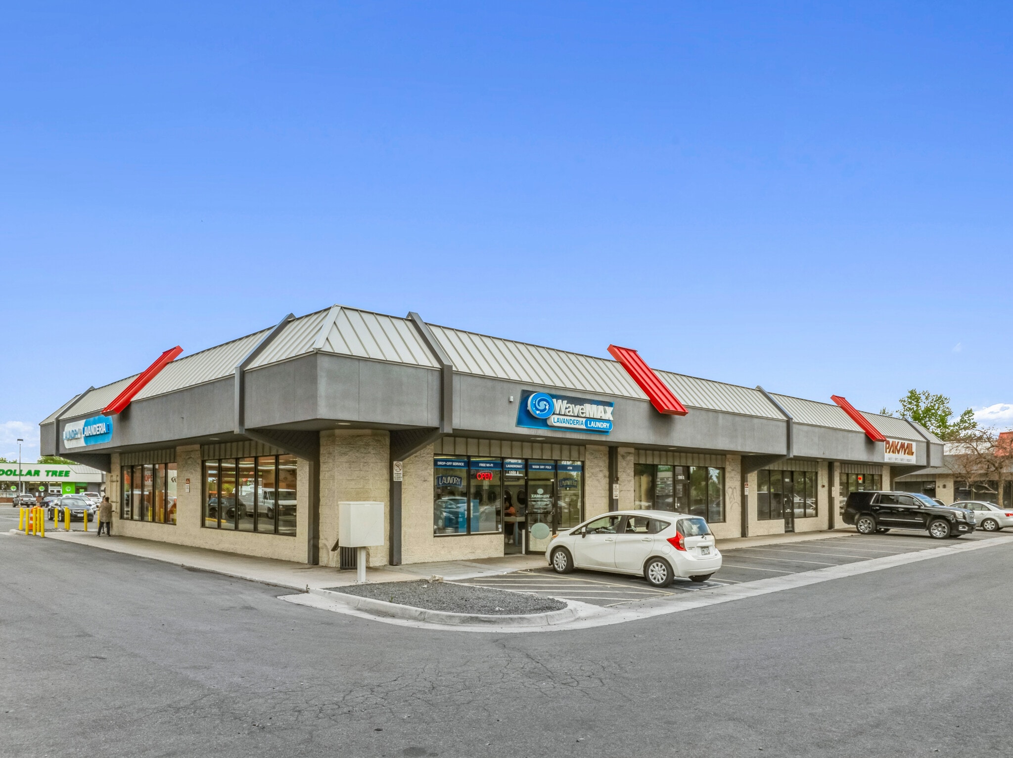 1000-1090 S Wadsworth Blvd, Lakewood, CO for lease Interior Photo- Image 1 of 2