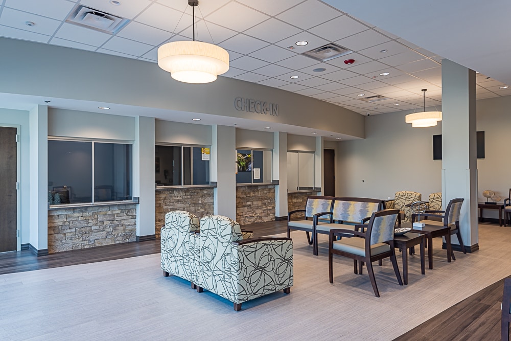 400-444 Clinchfield St, Kingsport, TN for lease Building Photo- Image 1 of 12