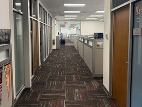 1511 S Batesville Rd, Greer, SC à louer Photo intérieure- Image 2 de 4