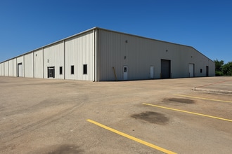 10050 Cash Rd, Stafford, TX à louer Photo intérieure- Image 2 de 9
