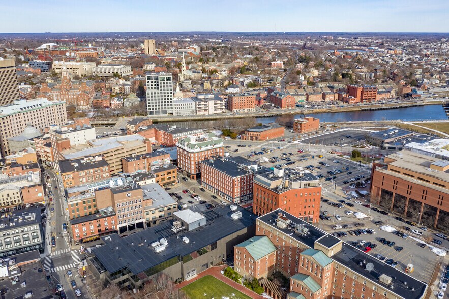 72 Pine St, Providence, RI à louer - Aérien - Image 2 de 25