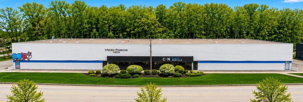 5140-5160 Meijer Dr, Royal Oak, MI à vendre - Photo du bâtiment - Image 2 de 4