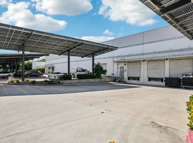 2761 Walnut Ave, Tustin, CA for sale - Building Photo - Image 2 of 9