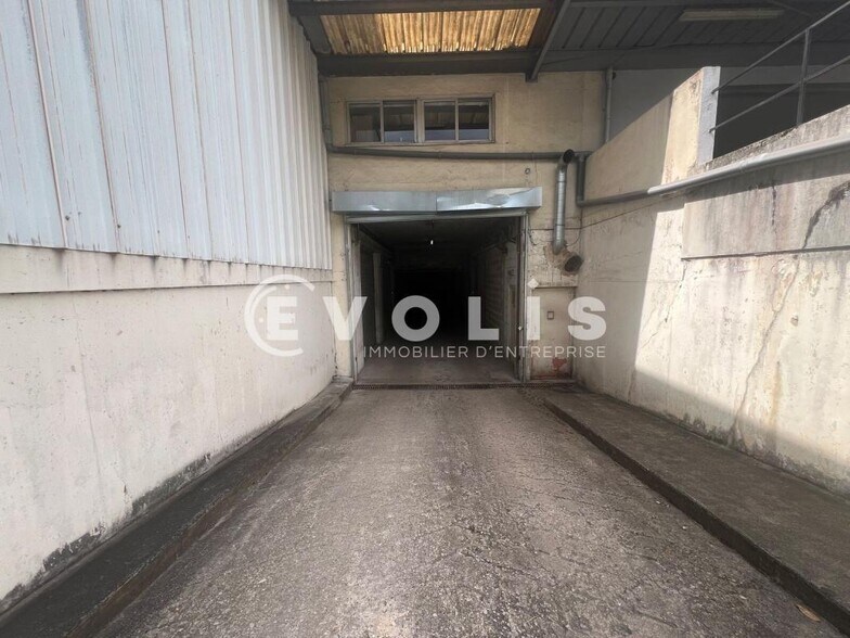 Flex dans Chennevières-sur-Marne à louer - Photo du bâtiment - Image 2 de 8