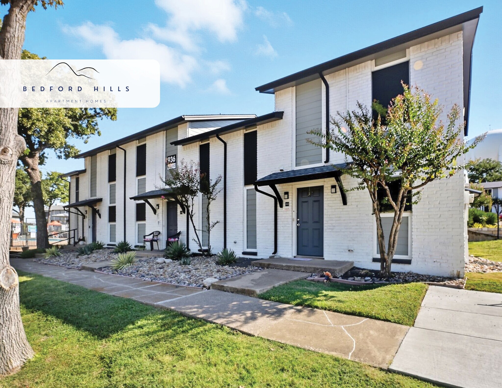 964 Simpson Ter, Bedford, TX à vendre Photo du bâtiment- Image 1 de 13