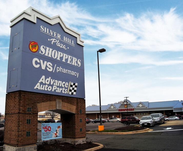 5848-5870 Silver Hill Rd, District Heights, MD for lease - Building Photo - Image 3 of 3