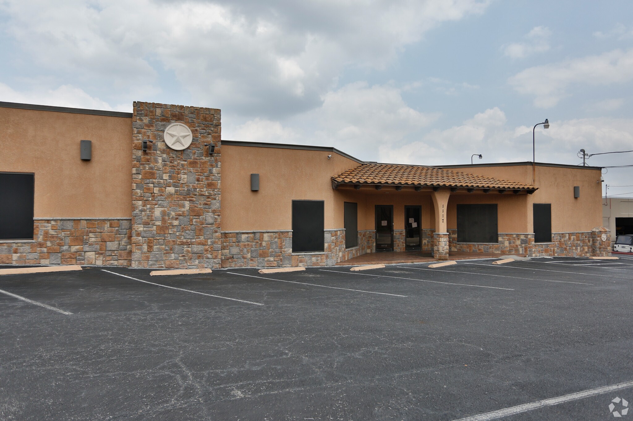 1117-1123 Patricia Dr, San Antonio, TX à vendre Photo du bâtiment- Image 1 de 8