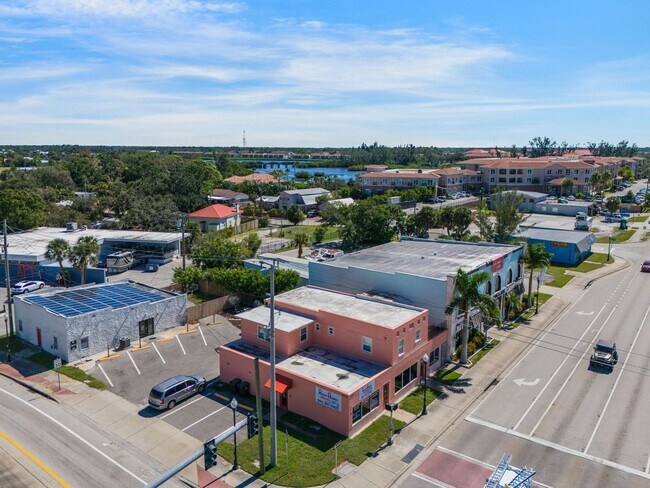 Plus de détails pour 901 S Tamiami Trl, Nokomis, FL - Commerce de détail à vendre