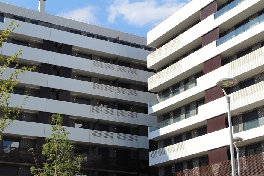 Immeuble residentiel dans Montgat, Barcelona à vendre - Photo du bâtiment - Image 3 de 3