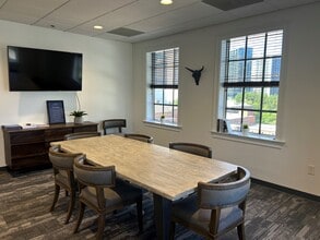 1355 Peachtree St NE, Atlanta, GA à louer Photo intérieure- Image 2 de 5