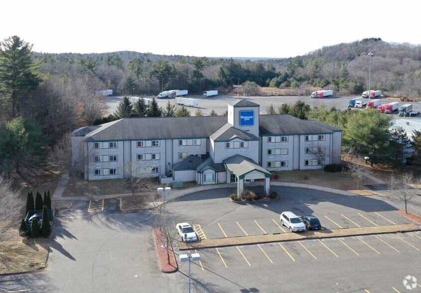 327 Ruby Rd, Willington, CT à vendre - Photo du bâtiment - Image 2 de 5