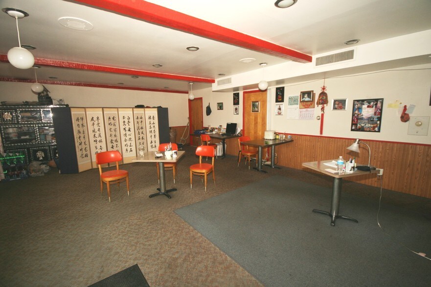 22265 Us-11, Watertown, NY à vendre - Photo du bâtiment - Image 3 de 23