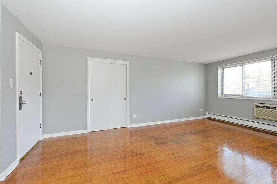 10604 S Walden Pky, Chicago, IL for sale - Building Photo - Image 3 of 3